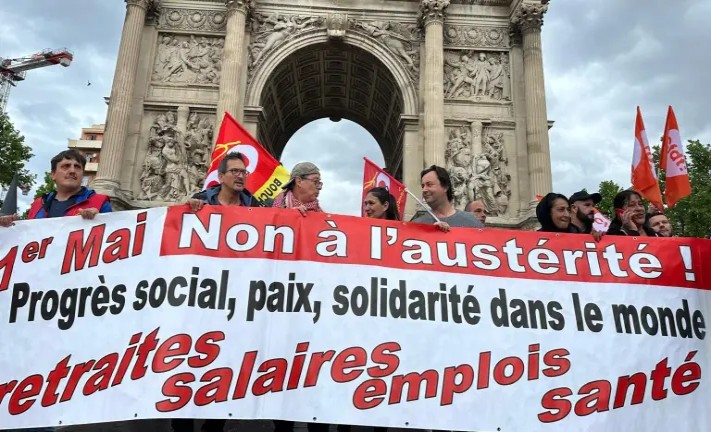 1ER MAI 973